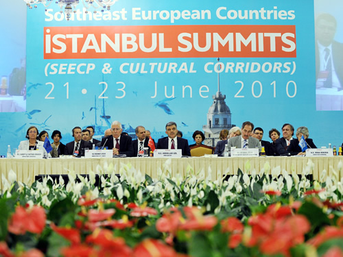 GDAÜ Kültürel Koridorlar Zirve Forumu Yapıldı